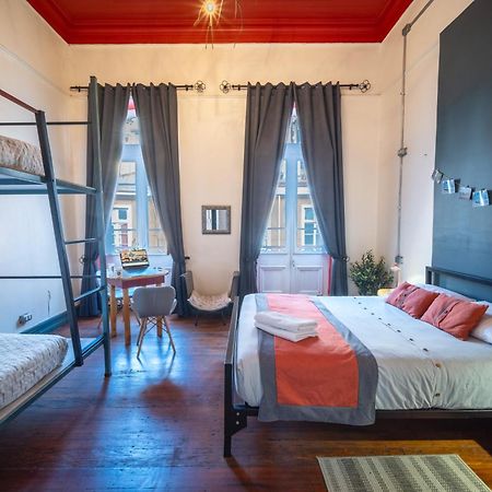 Maki Hostels & Suites 발파라이소 외부 사진