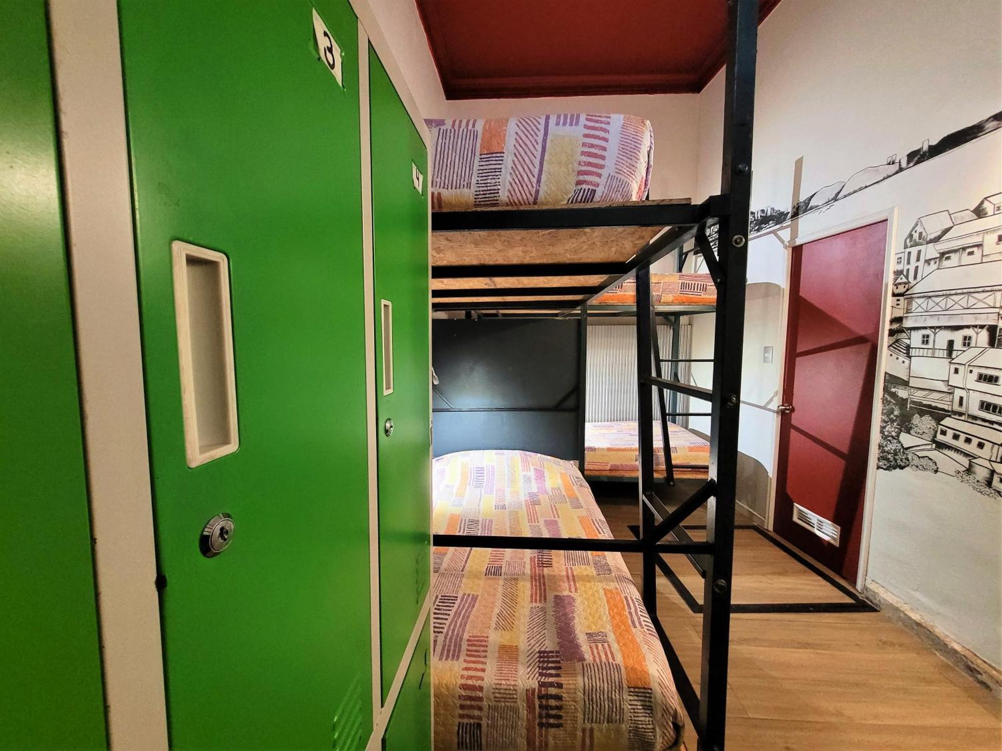 Maki Hostels & Suites 발파라이소 외부 사진
