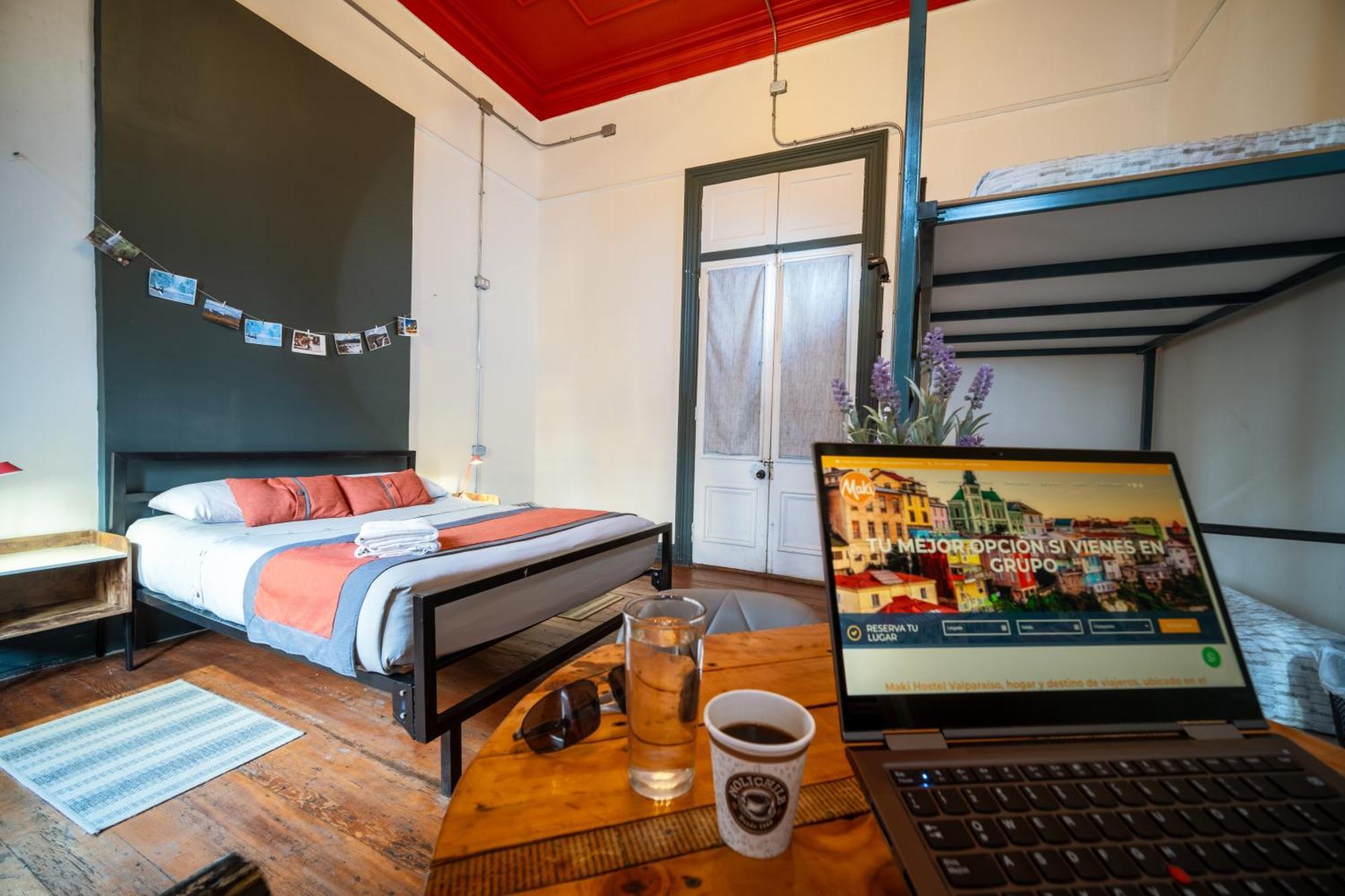 Maki Hostels & Suites 발파라이소 외부 사진