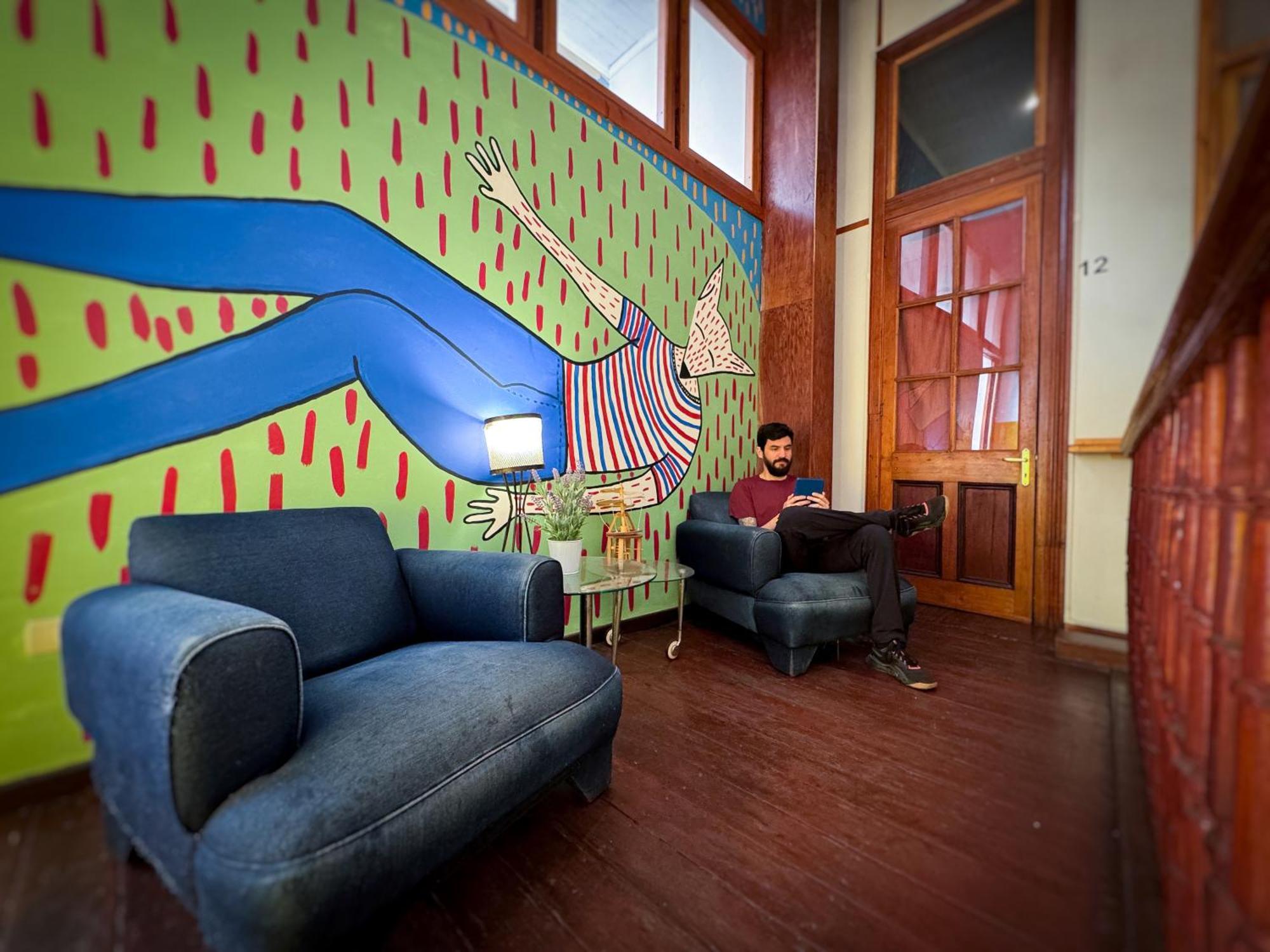 Maki Hostels & Suites 발파라이소 외부 사진