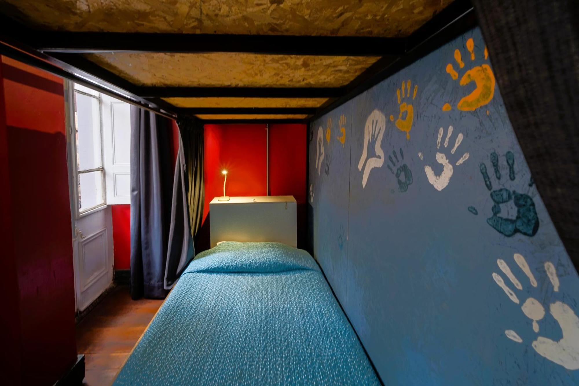 Maki Hostels & Suites 발파라이소 외부 사진